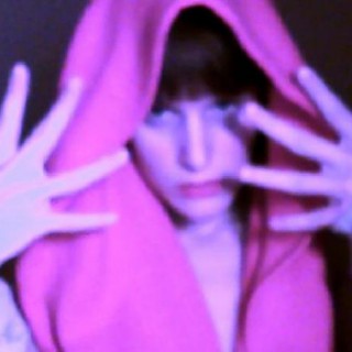 Maria Minerva – Lovecool (Låt/Video)