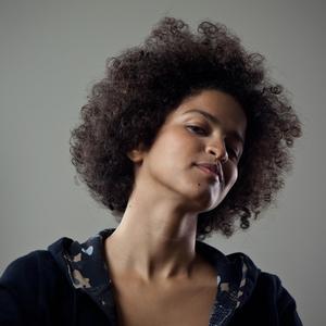 Aline Frazão - O Que Ela Quer (låt)