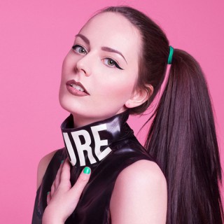 Hannah Diamond - Attachment (låt)